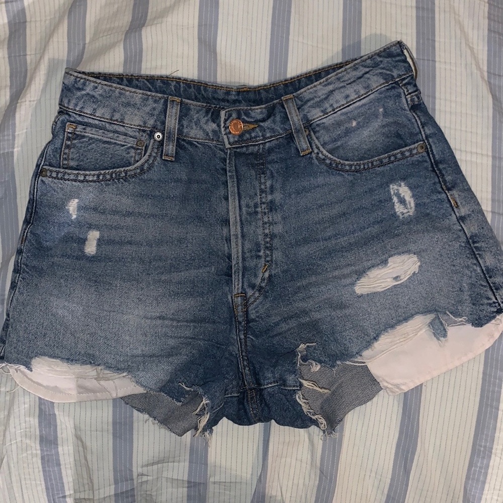 H&M VINTAGE DENIM SHORTS